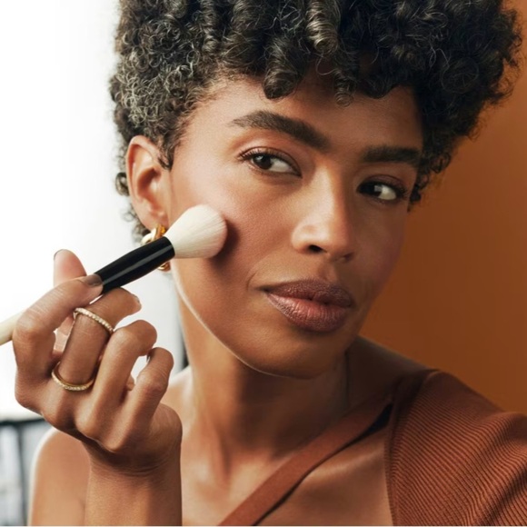 Bobbi Brown Powder Blush in Nectar Brand New in Box - Picture 5 of 14